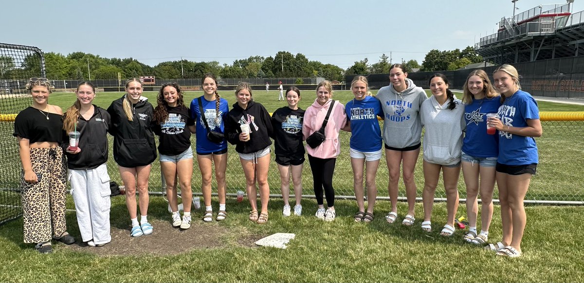 St. Charles North Athletics (@scnathletics) on Twitter photo Stars Supporting Stars today!
Great to see <a href="/scn_softball/">SCN Softball</a> cheering on <a href="/SCN_Baseball/">SCN_Baseball</a> this morning!!
🥎💙⚾️ Stars Supporting Stars today!
Great to see <a href="/scn_softball/">SCN Softball</a> cheering on <a href="/SCN_Baseball/">SCN_Baseball</a> this morning!!
🥎💙⚾️