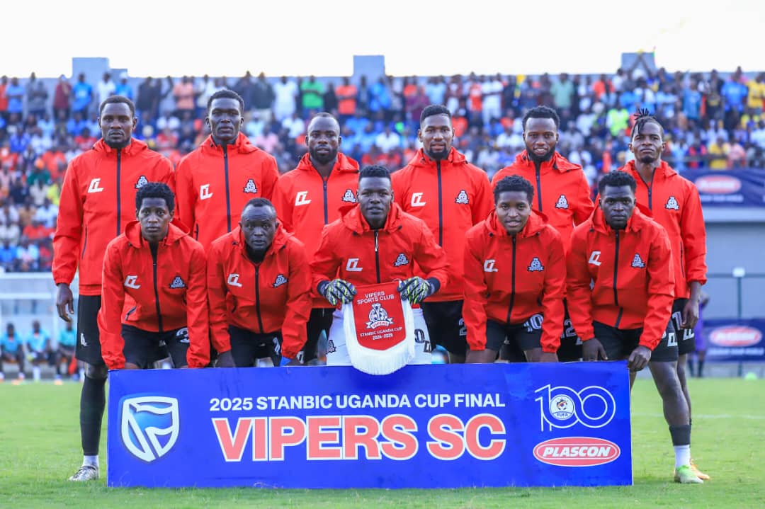 📷 Tonight's starting XI's had a photo moment before kickoff.

KCCA FC Vs Vipers SC 
📍FUFA Stadium, Kadiba

#StanbicUgandaCup | #51stEdition