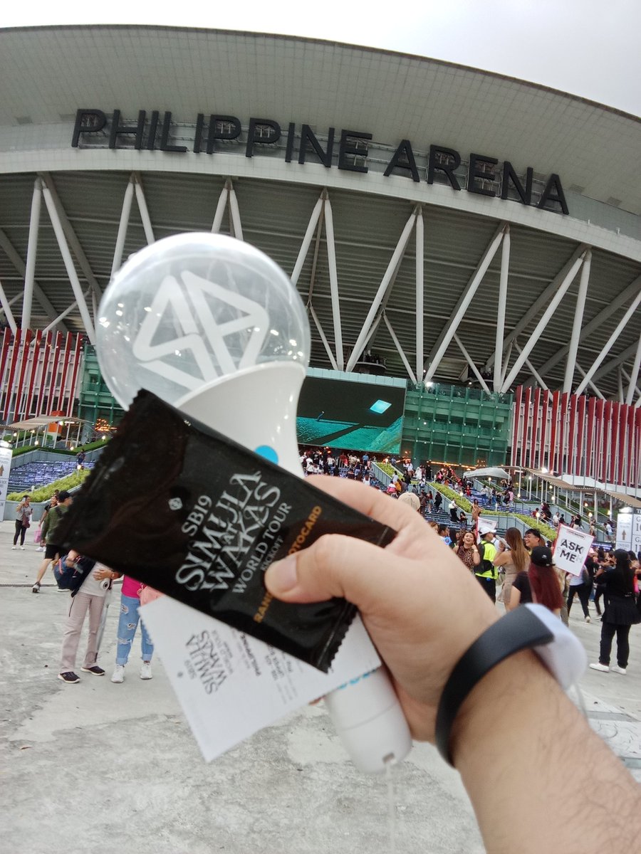 JohnnyThorFish's tweet photo. Di ko malilimutan ang experience na ito hanggang sa pagtanda ko. Thank you SB19 dahil dumating kayo sa buhay ko. Mahal na mahal ko kayo, hanggang sa huli 🥹🫶🏻

HISTORY BEGINS WITH ESBI
@SB19Official #SB19
#SaWWorldTourPH https://t.co/ZLIsFRYFmC