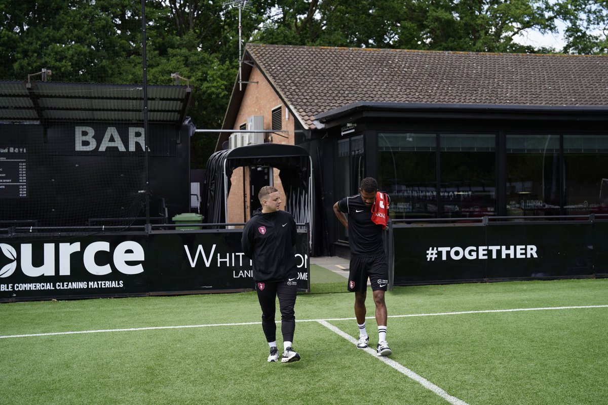 Saturday, Sunshine, Summer … and a signing ✍🏼👀 

Welcome to the club Jeanmal Prosper! The experienced defender and Dominica international joins Bracknell Town FC from Slough Town FC. 

It’s another BIG move as Jordan’s squad takes shape! 🙌🏼