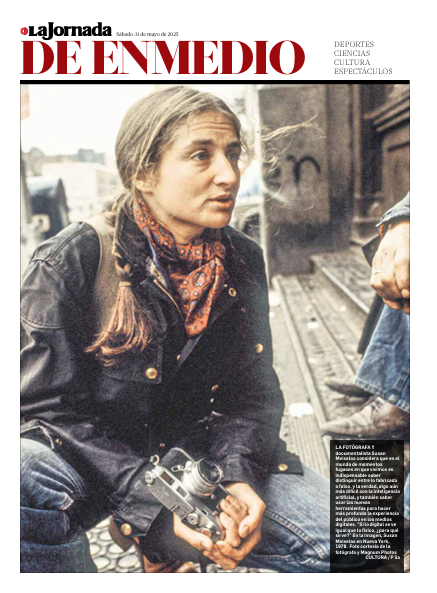 lajornadaonline's tweet photo. 📸 Hoy en #LaJornadaDeEnmedio:

La fotógrafa y documentalista #SusanMeiselas considera que en el mundo de momentos fugaces en que vivimos es indispensable saber distinguir entre lo fabricado o falso, y la verdad, algo aún más difícil con la inteligencia artificial, y también saber usar las nuevas herramientas para hacer más profunda la experiencia del público en los medios digitales.

Más información 👇
https://t.co/cJC6PomaUt