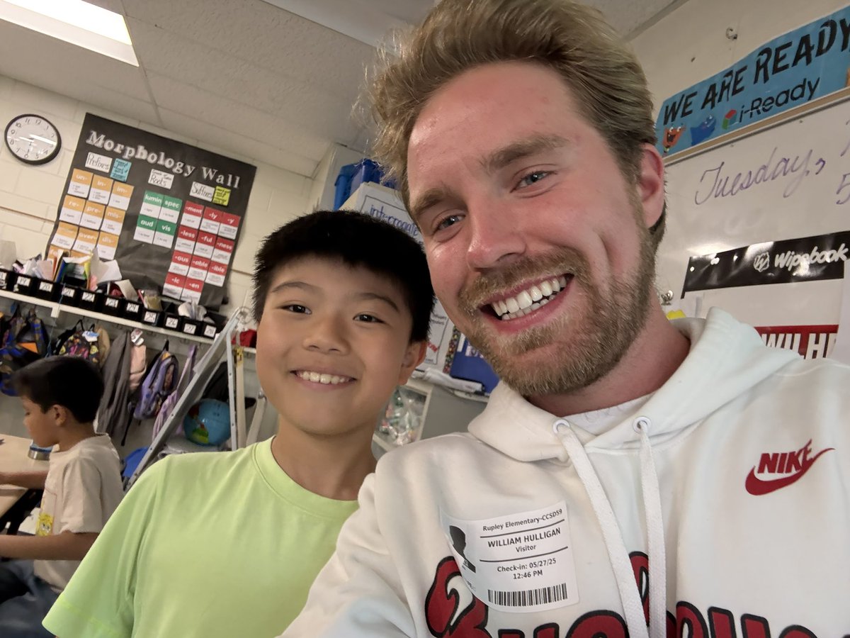 HulliganExplore's tweet image. It’s always fun when my biggest kid, Will, is in town to surprise our 4th grade kids. We played “How well do you know your teachers?” using inference to answer questions. Teams could “phone a friend” (Will) if they needed help. Fun times @D59Rupley !