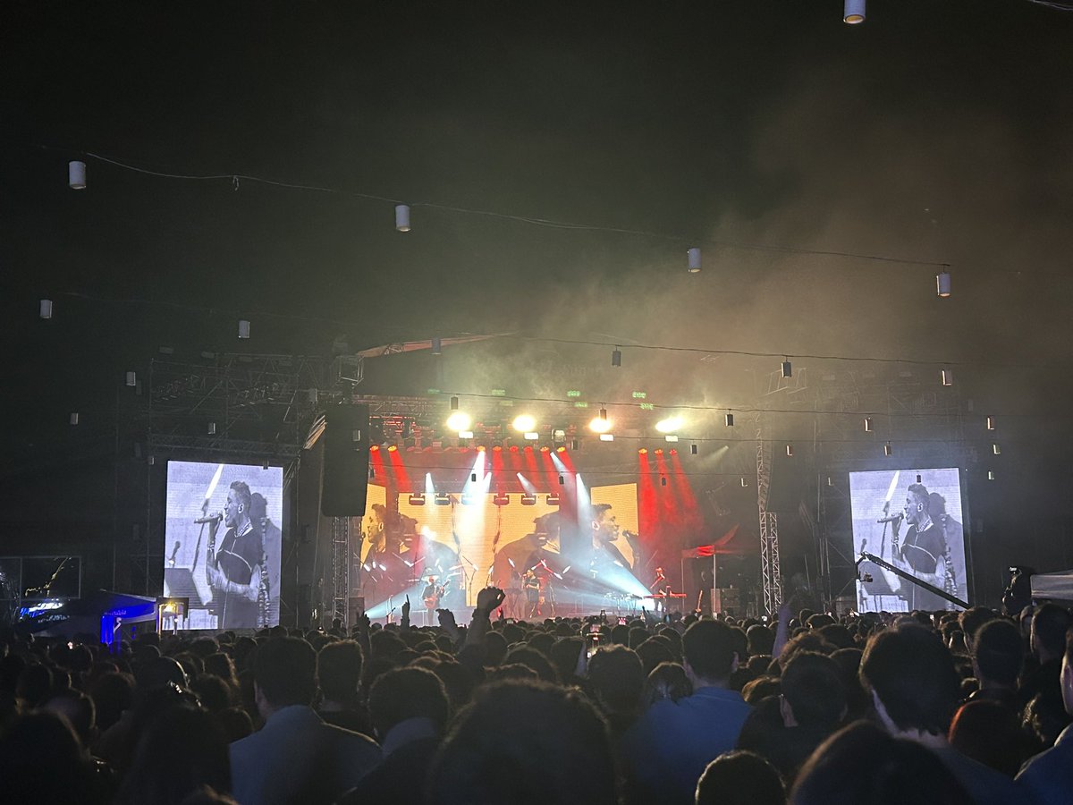 _economik's tweet photo. Mayısss 🎸✨ https://t.co/wOo4EUf7OP