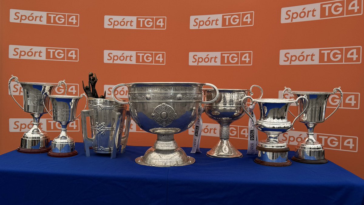 Roinnt Cuairteoirí Speisialta 🏆 

Bí cinnte do ghriangraif a fháil le Chorn ar nós Sam Mhic Uidhir, Chorn Liam Mhic Cáthaigh, Chorn Breandán Máirtín agus go leor eile! 🤩

<a href="/CPnaGaeltachta/">Comórtas Peile na Gaeltachta</a> <a href="/MOLSCEAL/">MOLSCÉAL</a> <a href="/TG4TV/">TG4</a> <a href="/nemetontv/">NemetonTV</a> #CPnaG25
