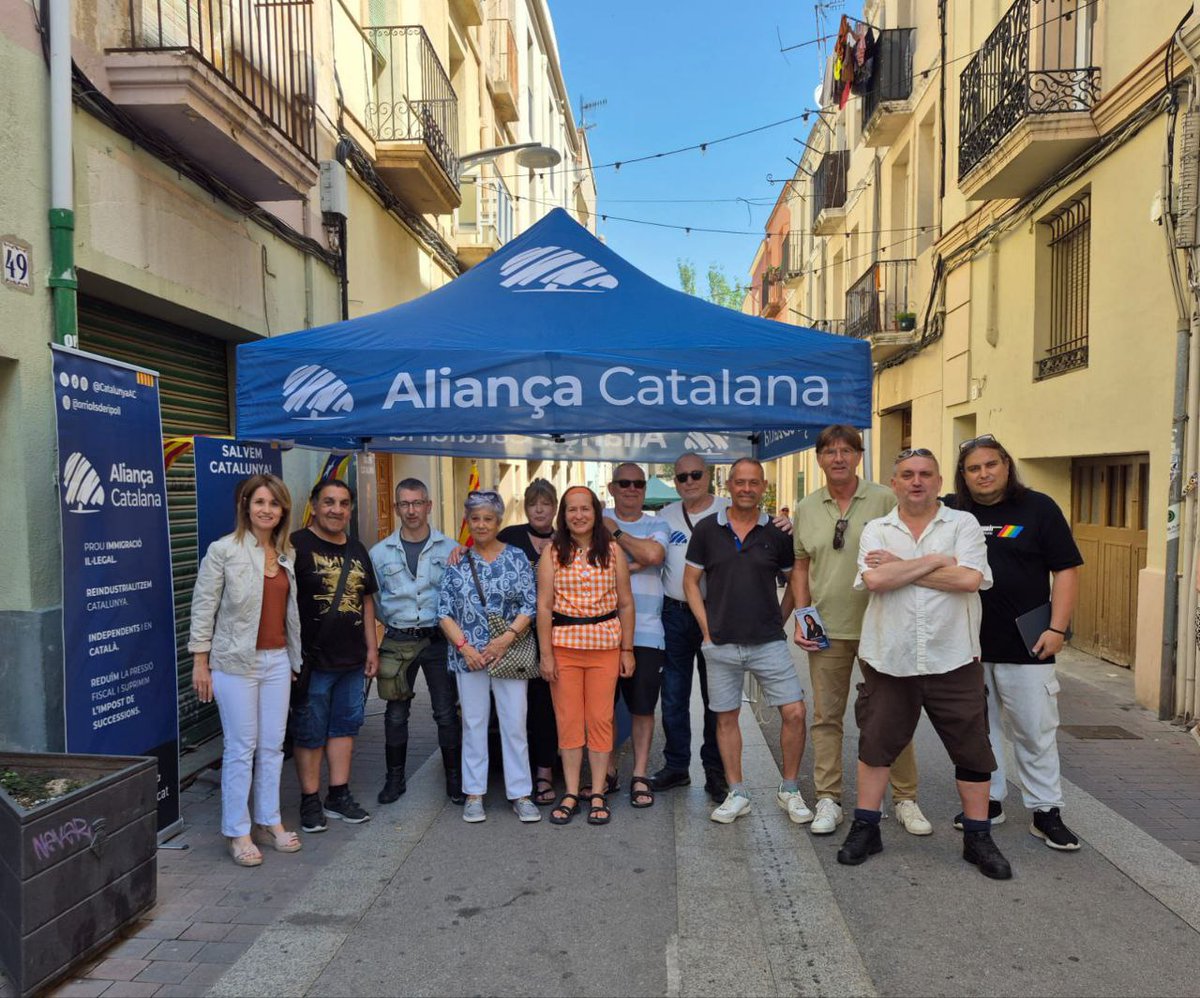 Parada a Sant Sadurní, endavant <a href="/CatalunyaAC/">Aliança Catalana</a> , visca <a href="/orriolsderipoll/">Sílvia Orriols</a> #SalvemCatalunya !