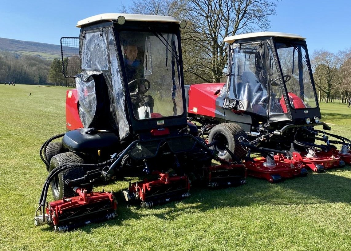 Pitchcare (@pitchcare) on Twitter photo #IndustryNews: It’s <a href="/baronessuk/">Baronessuk</a> from tee to green for the team <a href="/IlkleyGolfClub/">Ilkley Golf Club</a>.
Find out more here 👇
pitchcare.com/blogs/news/it-…
#machinery #golf #greenkeeping #baroness #groundskeeping #grounds #turfcare #IndustryNews: It’s <a href="/baronessuk/">Baronessuk</a> from tee to green for the team <a href="/IlkleyGolfClub/">Ilkley Golf Club</a>.
Find out more here 👇
pitchcare.com/blogs/news/it-…
#machinery #golf #greenkeeping #baroness #groundskeeping #grounds #turfcare