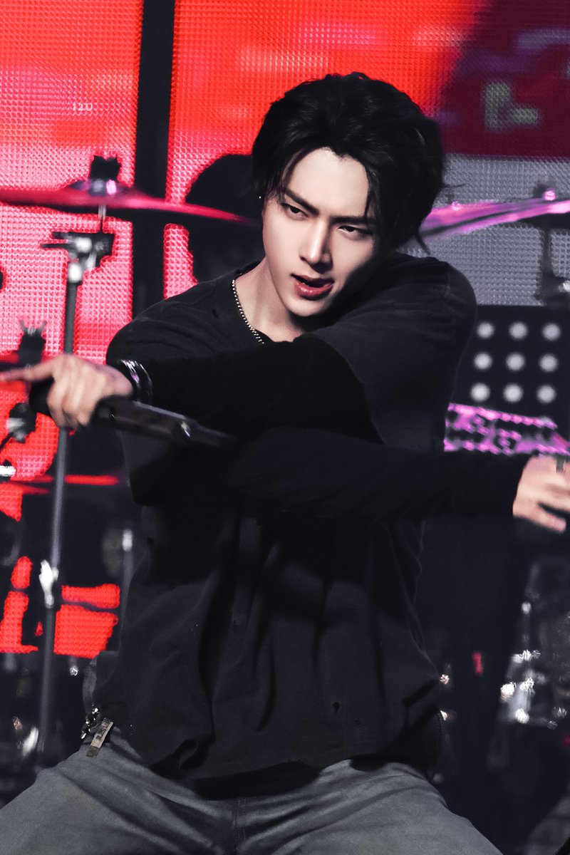 𝟙 𝟚 𝕌 tweet media