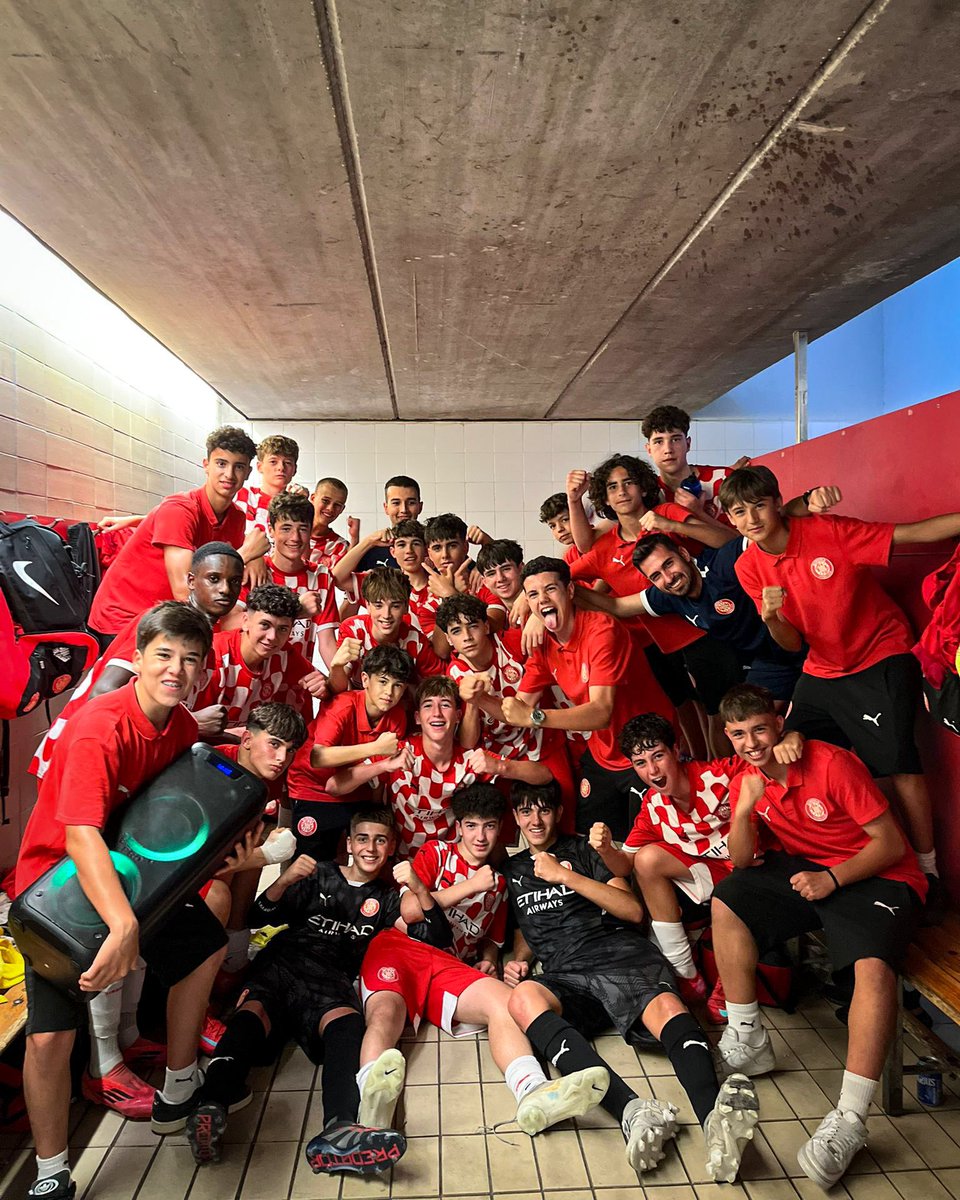 GFCAcademia's tweet photo. 🏁 𝗖𝗢𝗣𝗔 𝗖𝗔𝗧𝗔𝗟𝗨𝗡𝗬𝗔
🆚 Infantil S14 4-0 @ffbadalona_base 
⚽️ x2 Amadou, Genís i Mario
👊 CLASSIFICATS PER A LA FINAL!
🔴⚪️ #OrgullGironí #GFCAcadèmia https://t.co/DOJmryg7Ul