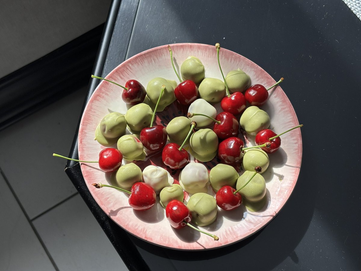 noturbizzzzzzz's tweet photo. cherry matcha https://t.co/khRTbaXuVz
