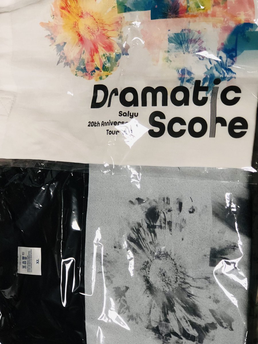 kyo_ver_13's tweet photo. 遂に行けた、人生初 Salyuさんのライブ
唯一無二のあの歌声を発する御本人と同じ空間にいて自分は今それを聴いてるんだ……って
自分の書く文章はマジで変な感じだけど本当にそんな不思議な気持ちで。
またいつか ぜーったい行くんだー
大好きです
#Salyu #DramaticScore #Salyu20thAnniversary https://t.co/GbLUBV5upg