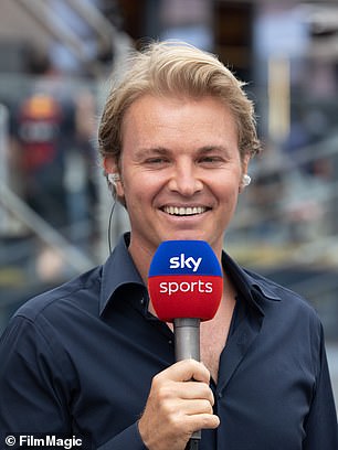 🎤|  Nico Rosberg spoke on Sky Sports F1 on the comparison between Piastri and Norris on their final runs:

"Oscar's lap was beautiful, perfect. Under the highest pressure he always delivers the maximum of his potential."

"Lando's lap from Turn 1 onwards, he overdid it. He went