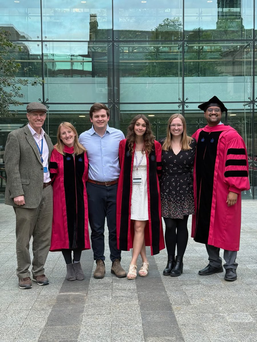 YoungPearseLab's tweet image. 🎓Congratulations to our incredible grads! 🎉
Dr. Lish and outstanding undergrads Seohyun Kim & Ellie Grogan are officially Harvard alumni! 🥂
We’re so proud of all you’ve accomplished—and can’t wait to see what you do next! 💫 @alexlish47