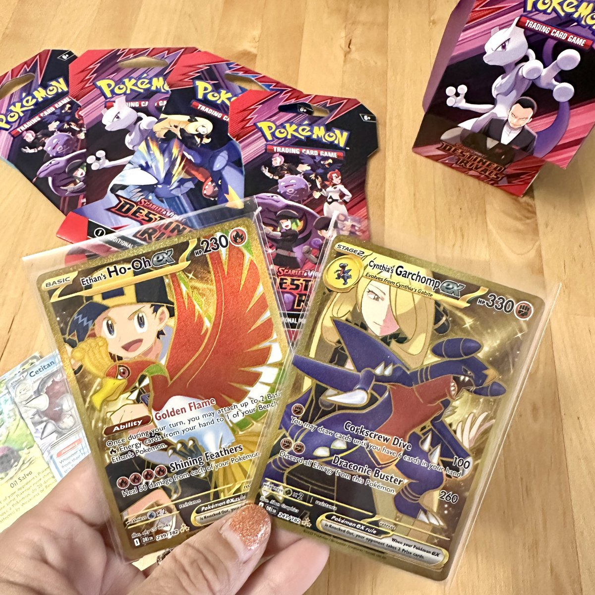 SurfnSunshine's tweet photo. @PokemonRestocks Finally got some nice cards from second stash opening 💕 https://t.co/TsOEpZVhAB