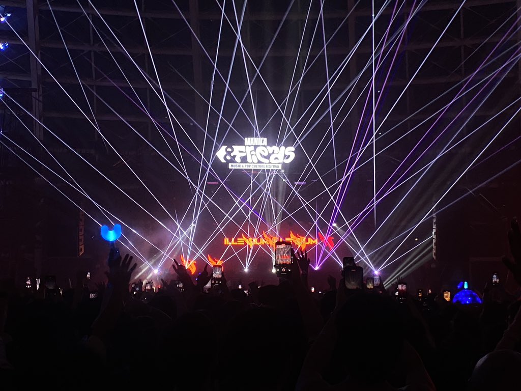 The stage lights up as Illenium starts his headlining set at the Cove Stage for &amp;Friends Festival Day 2!

#AndFriends2025 <a href="/andfriendsfest/">&FRIENDS Festival</a>