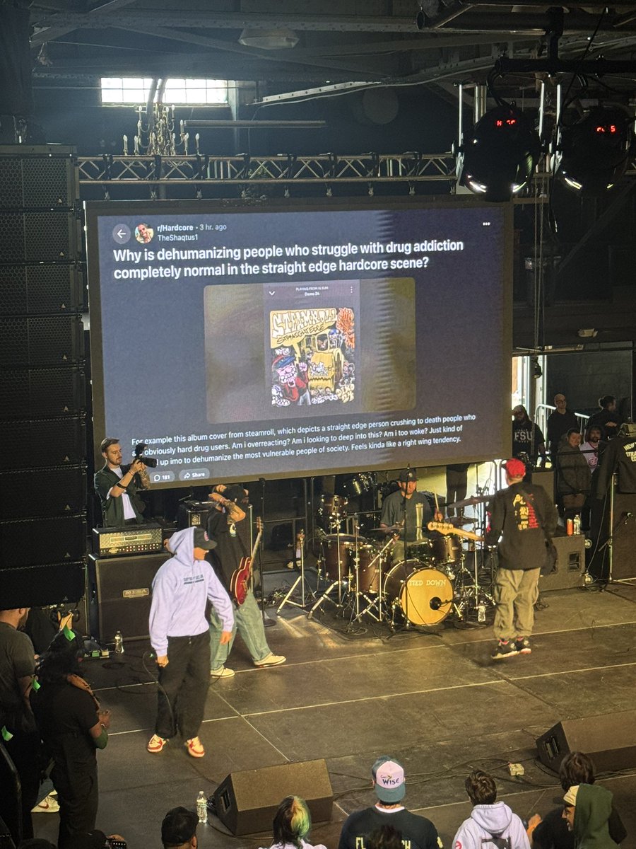 AtYourMercyx's tweet image. Bro lmfaoooooooooooooooo 😭😭😭😭😭😭😭😭