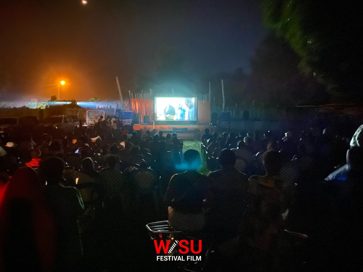 DarnielysM's tweet photo. 🎥 Soirée cinéma du 30 mai à Kinkala – Sold Out ! 😍👏🏾
Le docu ODALIE d’Hadrien La Vapeur &amp; Corto Vaclav a captivé le public.
Dans le cadre du #MoisDeLEurope 🇪🇺 &amp; du #WisuFilmFestival 🎞️
Merci à tous nos partenaires 🙏🏾🎬🇨🇬
#CinémaPourTous https://t.co/E2bd8xGSXv