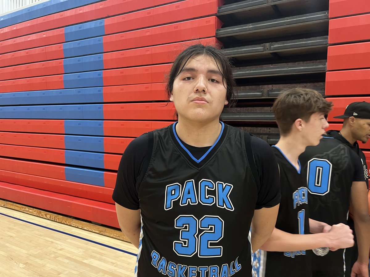 DaksHoops's tweet photo. Ballers from ⁦@packbasketball2⁩ moving on in the winners bracket, easy win this AM ⁦@PHCircuit⁩ #NHRState

Alberts - 4Winds
Grant - Bismarck
Terry - St. Mary’s
Austin - Bismarck https://t.co/4o9VbsOBUl