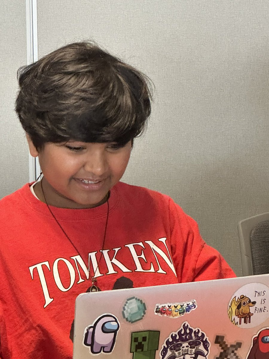 Amanda Rose tweet media