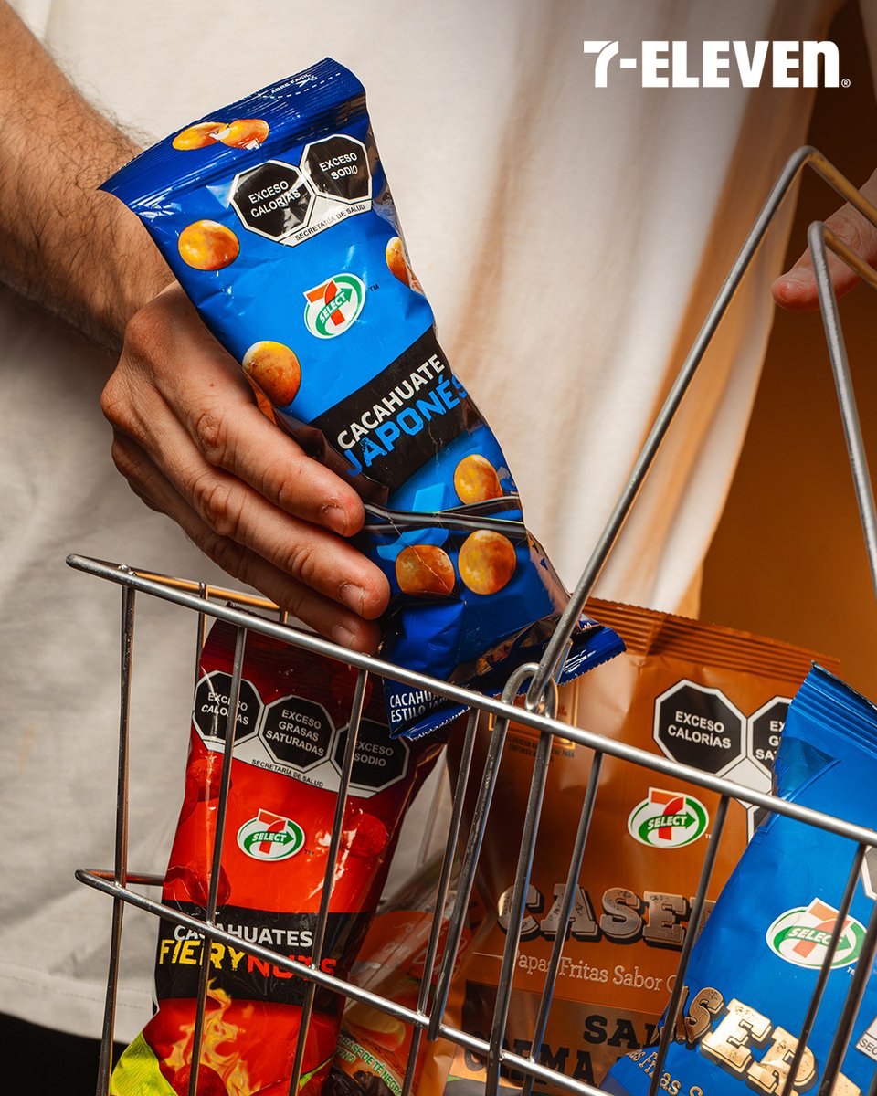 7ElevenMexico's tweet image. Tip del día: arma tu alineación de snacks para ver la #UCLfinal y saborea en cada jugada de las estrellas europeas. 🏆⚽️ #7Select
