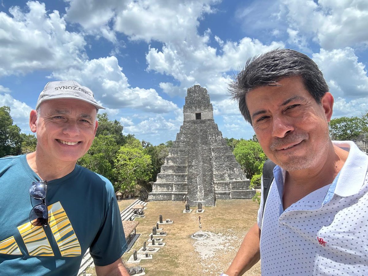 drdanielmoya's tweet photo. Esta activa institución es un orgullo para la Sociedad Latinoamericana de Hombro y Codo de la que es integrante.
Además disfrutamos de la probervial hospitalidad de esta tierra y de su gastronomía en un ambiente de gran camaradería. https://t.co/7d16ej6mH2