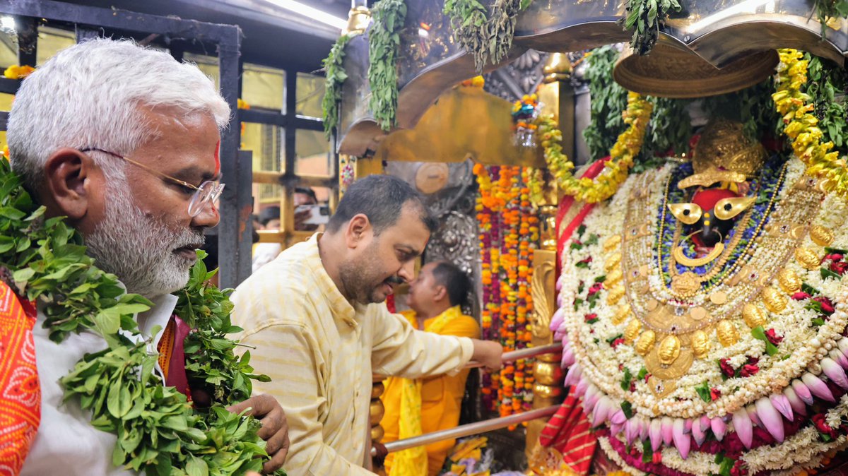swatantrabjp's tweet photo. माँ विंध्यवासिनी जी के दर्शन-पूजन कर सभी के कल्याण हेतु प्रार्थना की… https://t.co/HYE7hgzShh