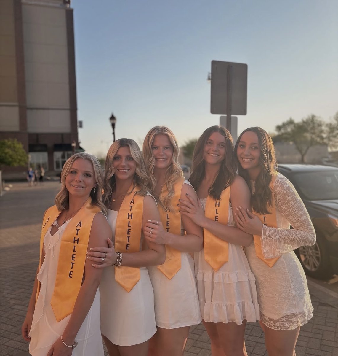 🏒🎓STUDENT-athletes🏒🎓

Congrats to all of our graduates in the WCHA!