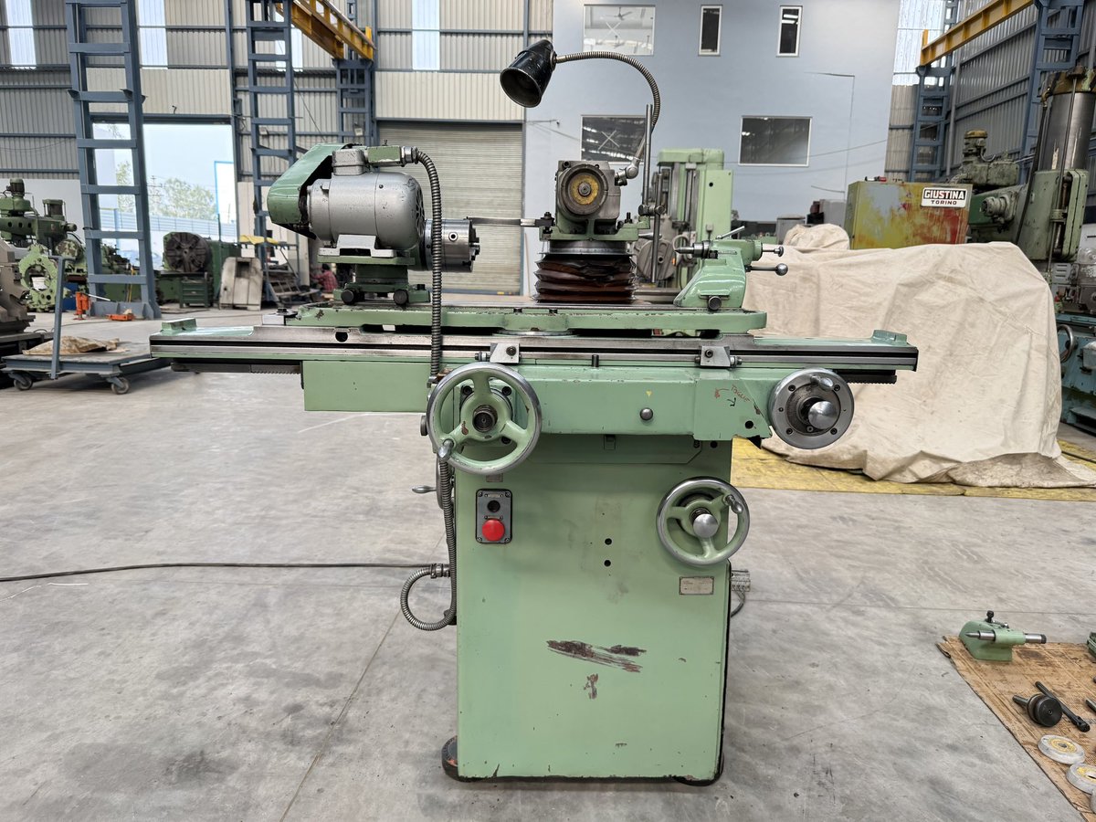 LibertyMetMach's tweet image. Universal Tool &amp;amp; Cutter Grinder - Stanko (Russia) 3B642 - with Cylindrical Grinding Attachment &amp;amp; many other accessories. 

#universalgrinder #universalgrinding #toolcuttergrinder #toolcuttergrinding #toolgrinding #cuttergrinding #grinding #grindingmachine #PrecisionGrinding