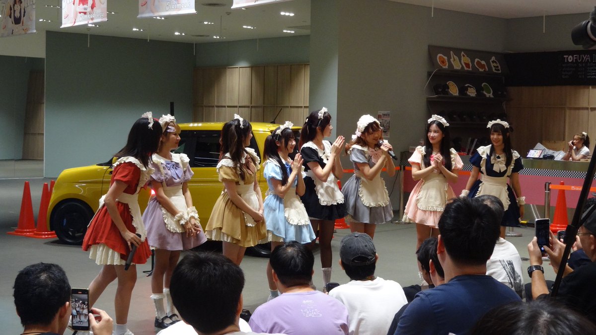 tesho_x7's tweet photo. #ไม่หลงก็เลย EP 54
いよいよ明日!TOFUYA MAKETTO イベントです🇯🇵🚗³
BRAVO BKK にて開催されます!!
#rinaizuta #伊豆田莉奈 #いずりな
#TOFUYA
#PERTAMINAFASTRON
#BRAVOBKK
#TOFUYAMAKETTO
#TOFUYAUNDERGROUNDMEET
#galaxy_48 https://t.co/xo2Cq5aKEC