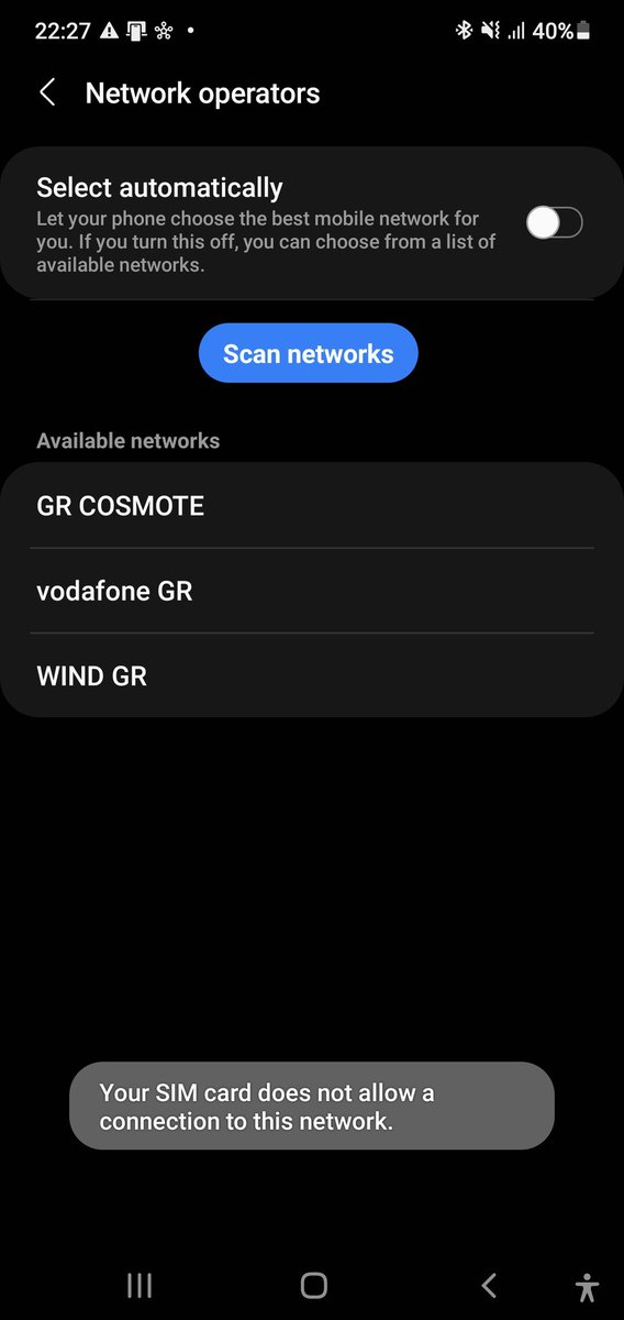 collis_smith's tweet photo. All of these say sim does not allow connection happens every time I go abroad what a load of crap https://t.co/z4r8M9w284