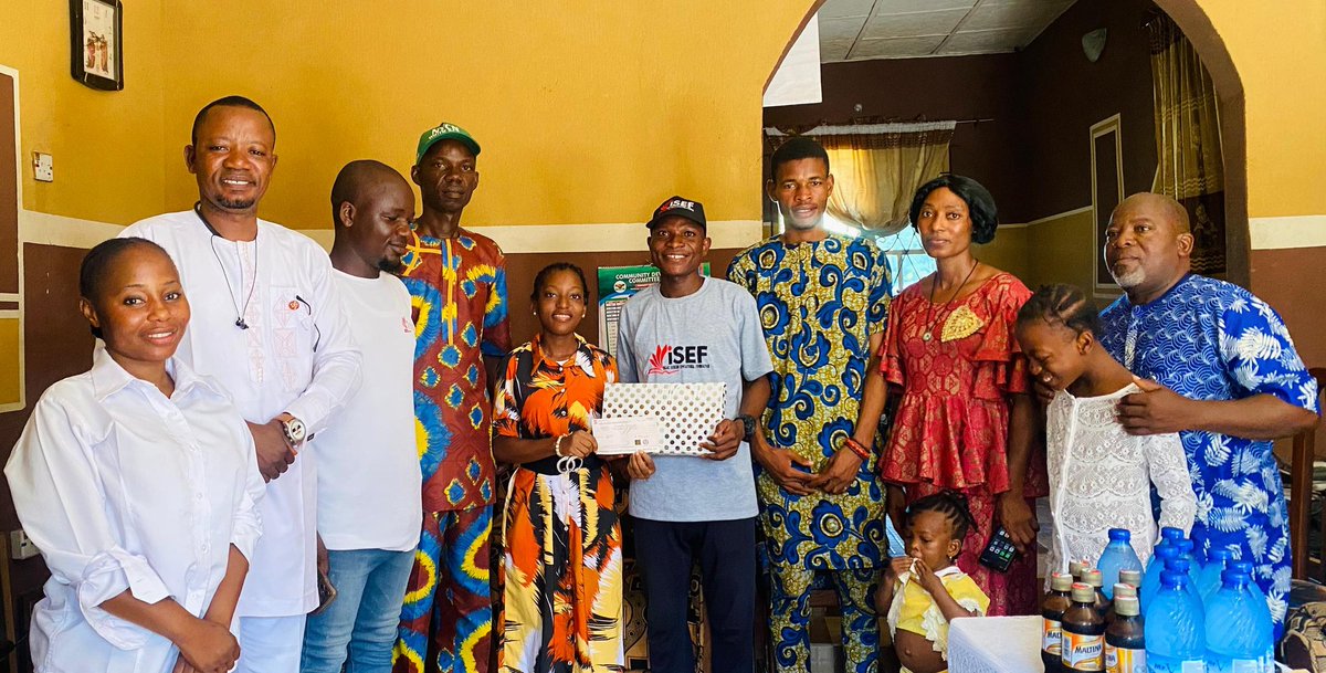 isef2020's tweet photo. ISEF awarded an educational grant to Klistiwedo Hunpe, an exceptional alumna of Lagos State Model Senior College, Kankon. With a 305 UTME score and a record of consistent excellence, she remains the most decorated student in the school’s history.

@Oreoluwa_Finnih @hc_education https://t.co/mpes10wYaR