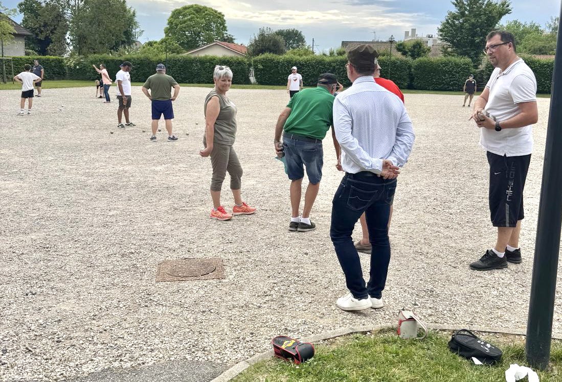 jerome_buisson's tweet image. Concours de #pétanque par l’ASP basket 🏀 ! Jolie réussite avec 23 doublettes ! 
@Peronnas01