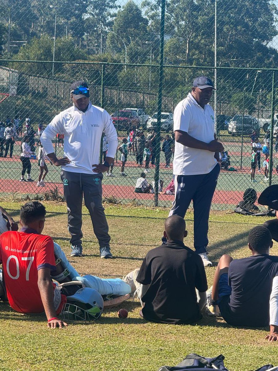 If chats used data bundles <a href="/geoffreytoyana/">Geoffrey Toyana</a> would have unlimited Wi-Fi