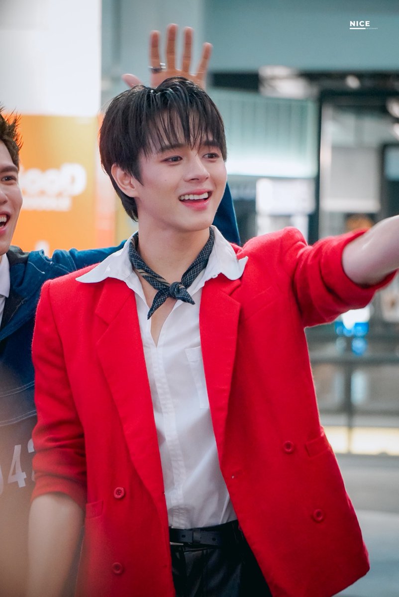 NiceShot2708's tweet photo. 310525 | #KnockOutMyHeart 

น่ารักที่สุด 🥺
@niceboripat 

#KnockOutTheSeries 
#หมัดน็อกล็อกหัวใจ
#niceboripat https://t.co/PL16VZLY2z