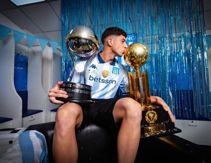fernando gonzalez (@pibeacasuso) on Twitter photo Una pena que <a href="/lionelscaloniof/">Lionel Scaloni</a> no lo haya convocado a <a href="/nardonid5os/">nardoni</a> para probarlo en la #SeleccionArgentina en este gran momento
Lo mismo le pasó a <a href="/Lmartinez10_/">Lautaro Martinez</a> con #Sampaoli cuando lo dejó afuera del Mundial de #Rusia
Con el tiempo se comprobó el error. Adelante Juan!
#Racing Una pena que <a href="/lionelscaloniof/">Lionel Scaloni</a> no lo haya convocado a <a href="/nardonid5os/">nardoni</a> para probarlo en la #SeleccionArgentina en este gran momento
Lo mismo le pasó a <a href="/Lmartinez10_/">Lautaro Martinez</a> con #Sampaoli cuando lo dejó afuera del Mundial de #Rusia
Con el tiempo se comprobó el error. Adelante Juan!
#Racing