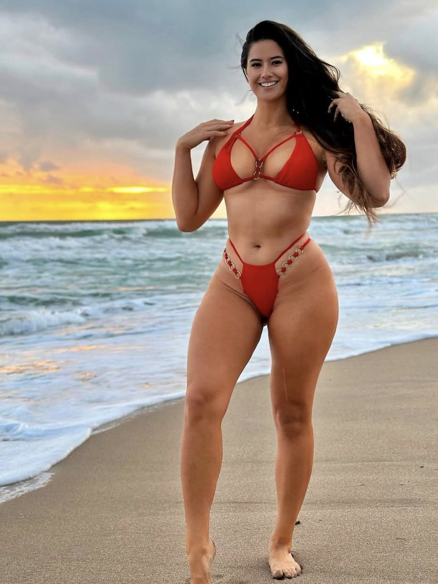 type ‘X’ if you’re active so I know who to dm nudys to 📸