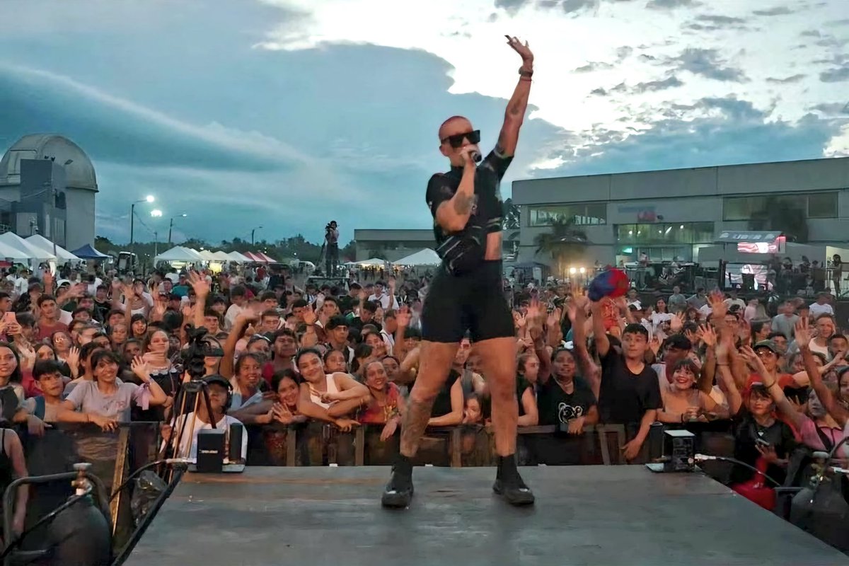Cuántos furiosos fieles ? Den RT
Objetivo: 
-200 RT 

FURIA ES LEYENDA