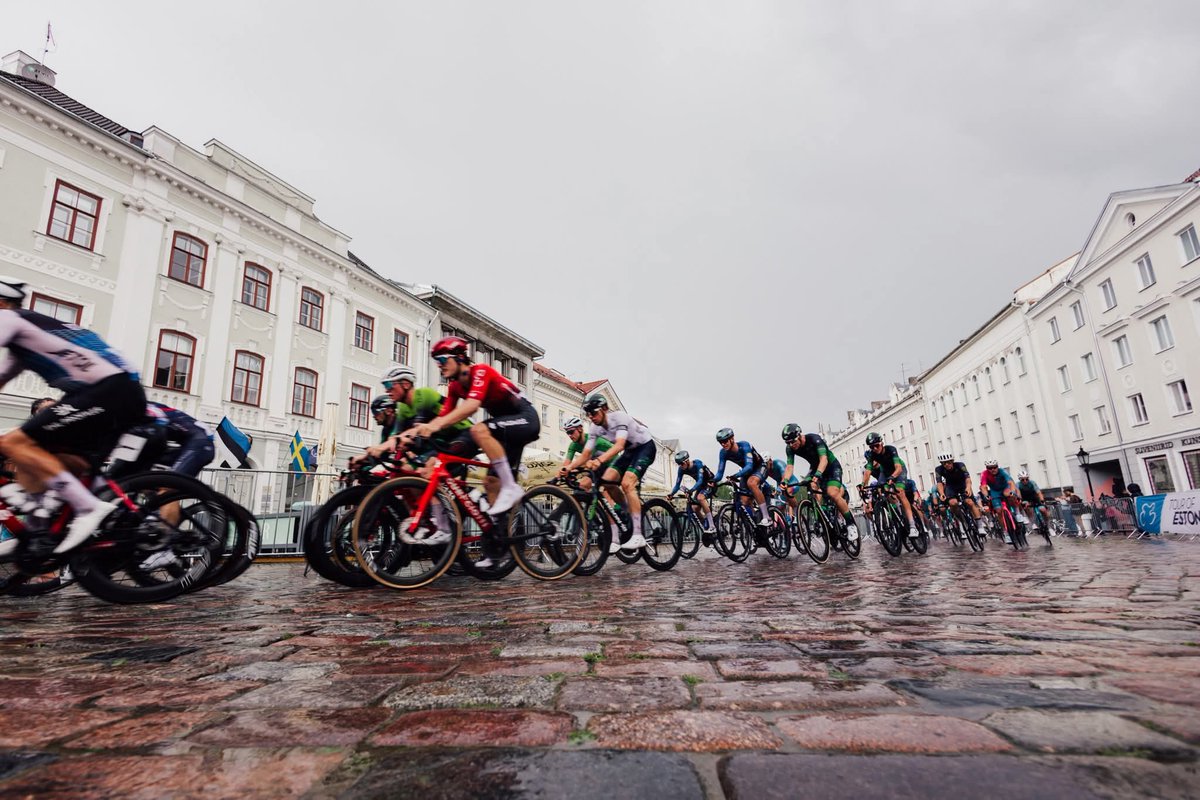 #TourofEstonia🇪🇪

Rain, crashes, and chaos in Tartu - Tour of Estonia ends on a brutal note. Strong fight from the boys today 🚴‍♂️👏

📸 Tour of Estonia

#DrivingChange #Diabetes