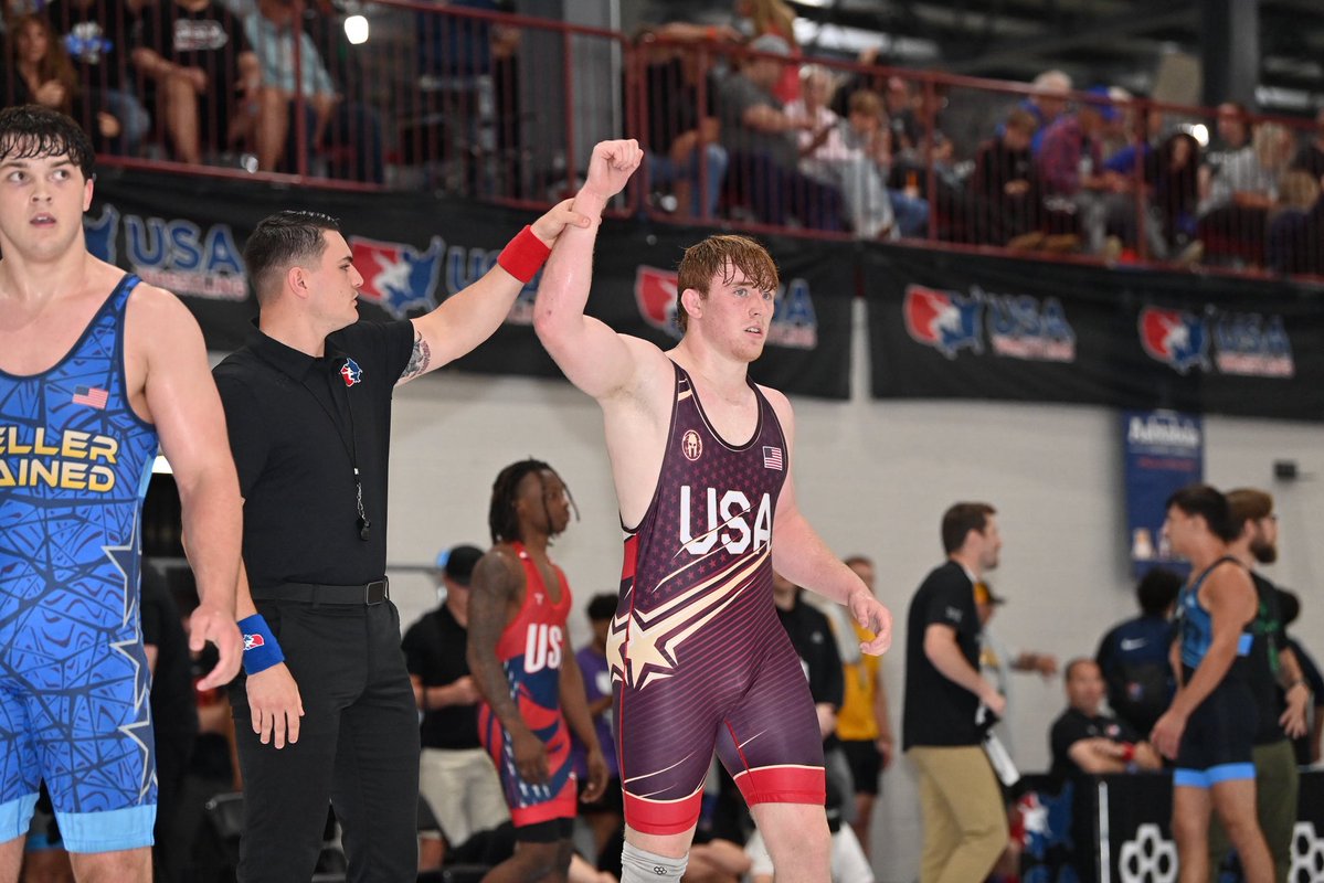 Ross Bartachek (@rossbchek) on Twitter photo Michael Mocco advances to face Koy Hopke in the semifinals
📷 <a href="/allysonschwab/">Allyson Schwab</a> x <a href="/SJanickiPhoto/">SJanicki Photo</a> Michael Mocco advances to face Koy Hopke in the semifinals
📷 <a href="/allysonschwab/">Allyson Schwab</a> x <a href="/SJanickiPhoto/">SJanicki Photo</a>