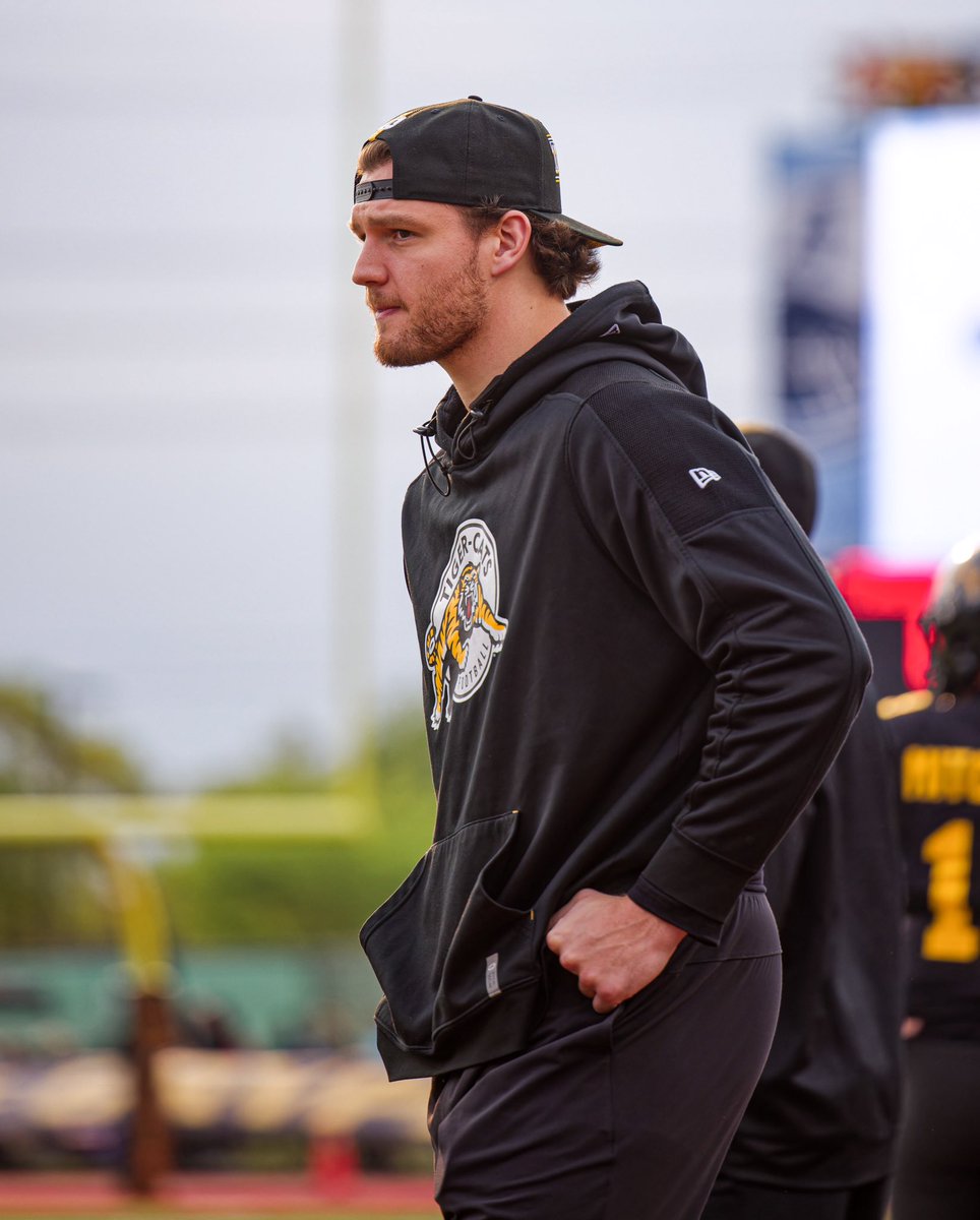 Preseason <a href="/CFL/">CFL</a> Friday night football in Guelph with <a href="/LaurierFootball/">Laurier Golden Hawks Football</a> alumni Patrick Burke Jr. and Luke Brubacher! 🏟️

📸 Hailey Tripodi
