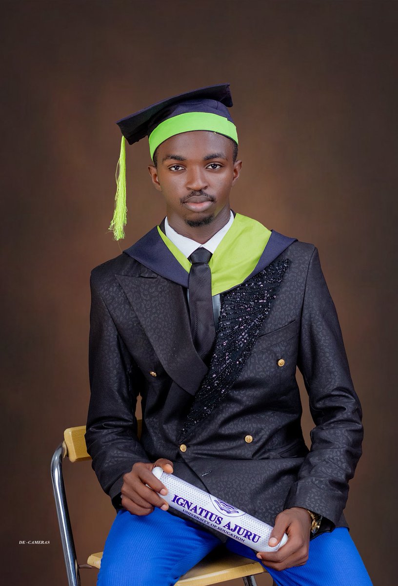 1Princedavid's tweet photo. New beginnings, new chapters 🎓 You've 
made it 🎉 💫

#Classof2024
#Bsc.Ed
#HomeEconomics https://t.co/N5NfgtaE5x