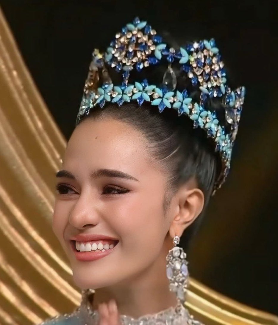 kundinosuh's tweet photo. แล้วเครื่องหน้าชีรับมงอะไรขนาดนั้น ดั่งเทพปั้นมาก #MissWorldThailand2025 https://t.co/VZ3trlx6RA