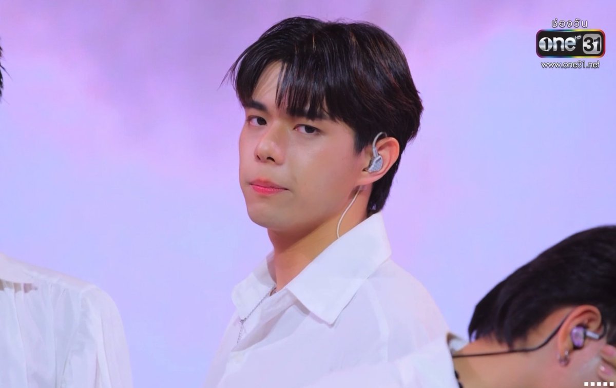 iuwuyoujps's tweet image. เมนโวคอล ควบวิชวลมาก คนไทยทำอะไรกันอยู่☝🏼

#2HOUSES_EP3 
#Noel_2HOUSES #2HOUSES_PROJECT