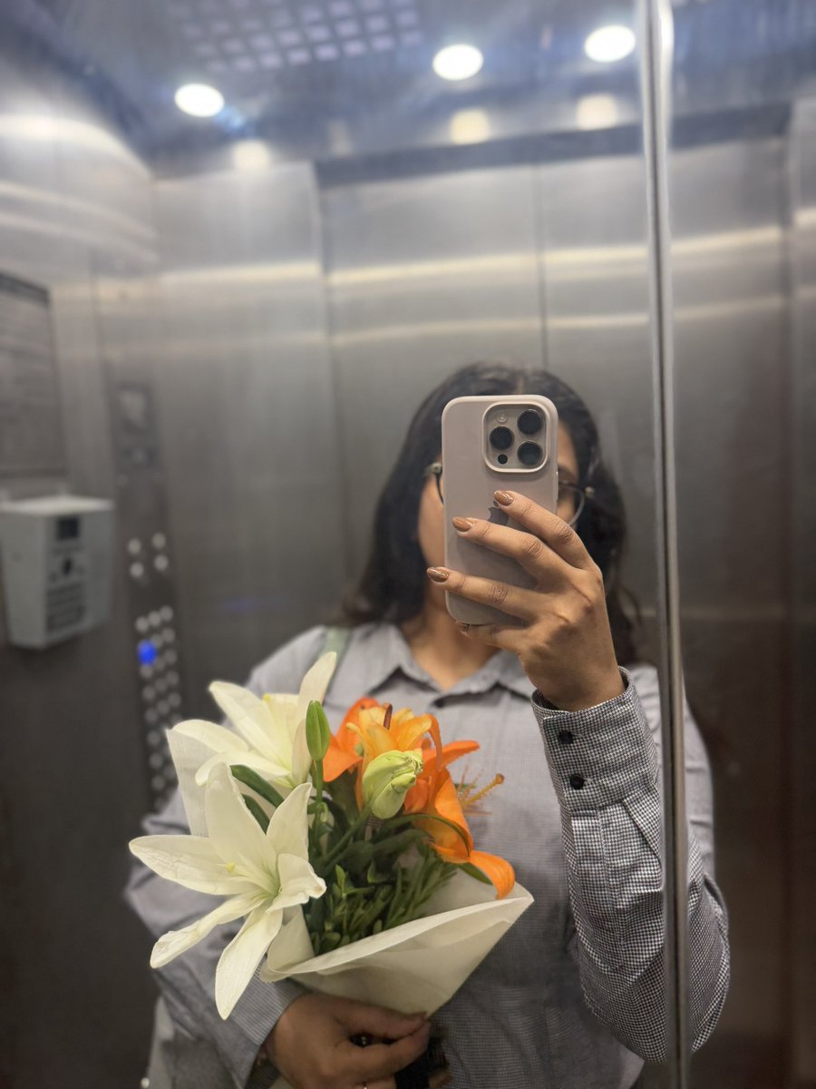 kritikasharmaa_'s tweet photo. if no one does that for you, you do it for yourself! https://t.co/jmmPLIzxmq