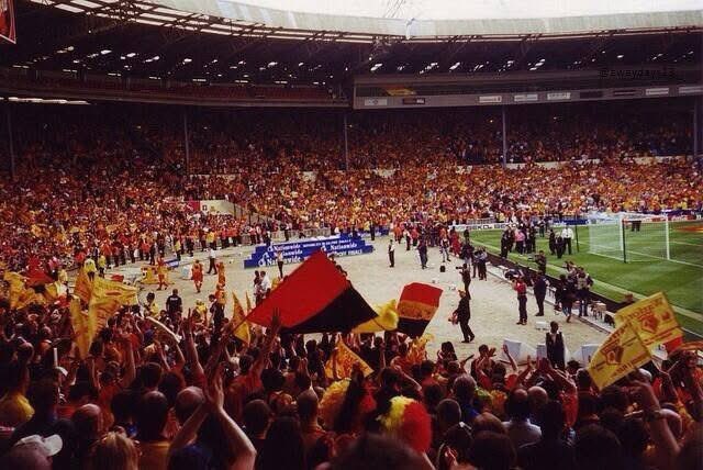 ON THIS DAY 1999: Watford at Wembley for their game against Bolton Wanderers #Watfordfc