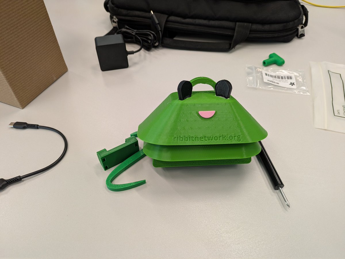 Jeffrey Roe tweet media