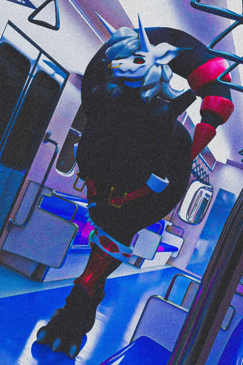 ㅤ

         among the 150 pieces
         that make up stakataka,
         there are 20 pieces that
         exist within the interior of
         the construct that are a
         bit more. . eccentric. . than
         the outer exterior.

and they've escaped——