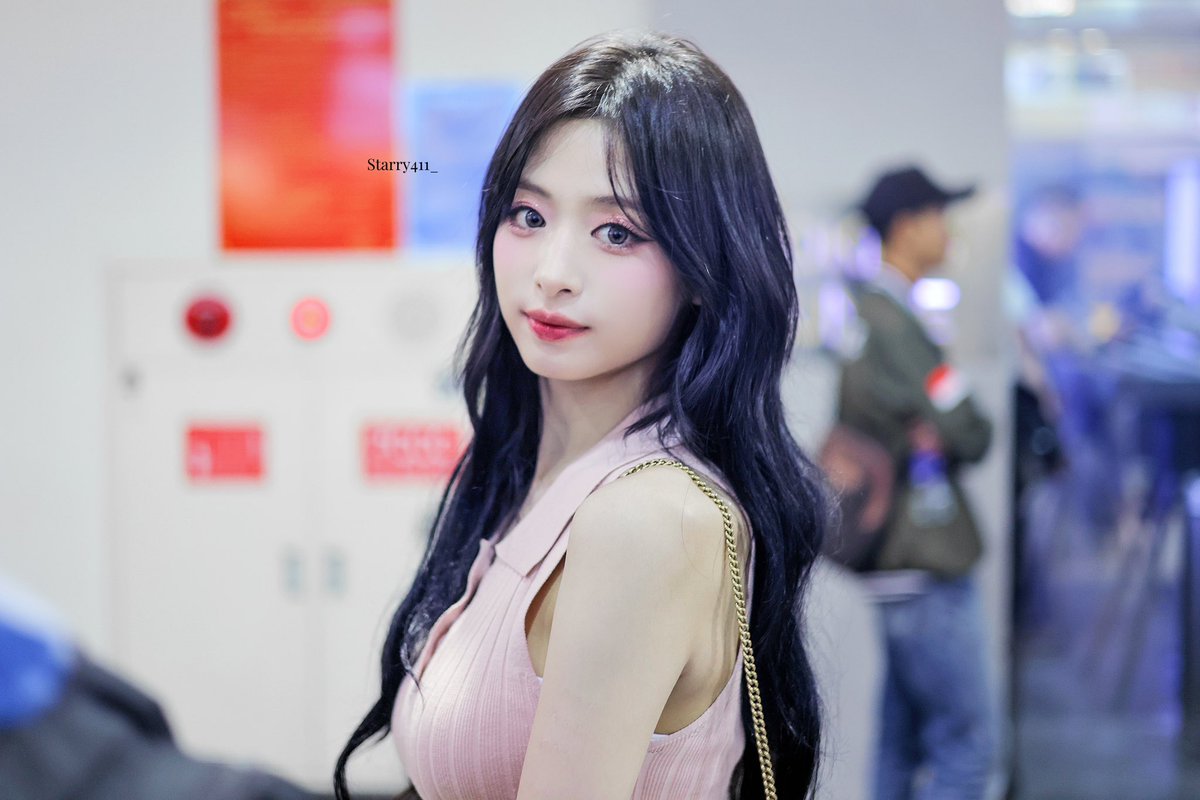 Starry411_'s tweet photo. 250531 SGN  

#AHYEON #아현
#BABYMONSTER #베이비몬스터 https://t.co/GlnS6R0RLI