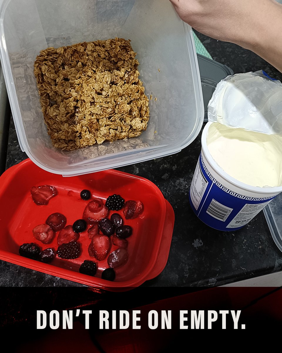 SweatPedal's tweet image. Don’t ride on empty!

A quick bite before your ride = better energy, better mood, better ride.

Granola, yogurt, berries—simple fuel that works.

#RideRoutine #BeginnerCycling #CyclingForHealth #HabitsNotHustle