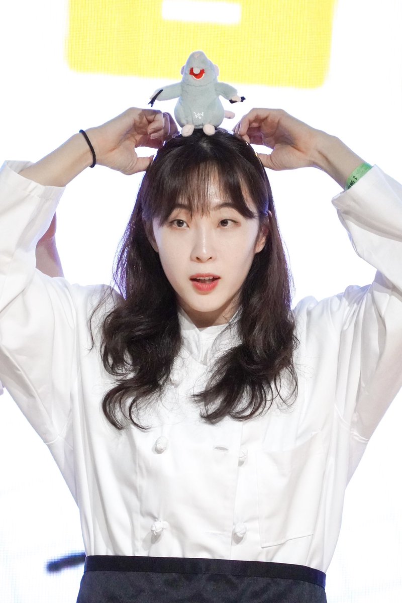 __chaem's tweet image. 평생 이해하지 못하는 오타쿠마음

#황민경