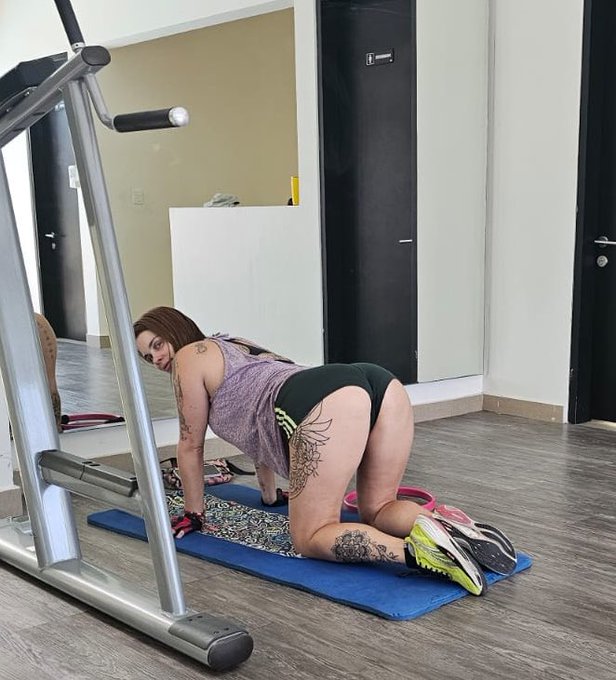 Watch Milagros Room's leaked NSFW photo on TwXstars